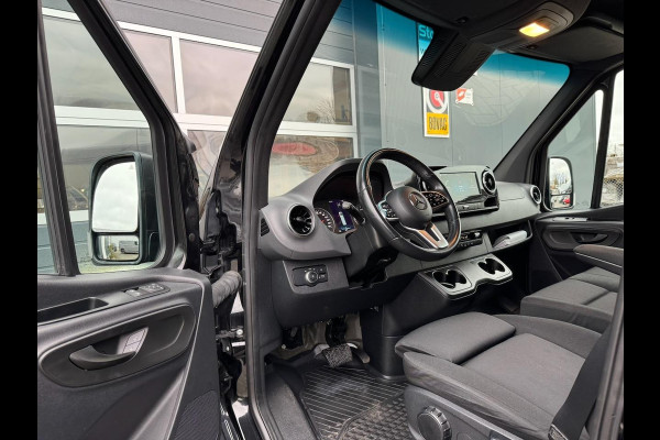 Mercedes-Benz Sprinter 319 3.0 CDI V6 L2H2 Automaat | Navi | Cruise | LED | Airco | Lichtmetaal | Trekhaak 3500KG | PDC | Camera