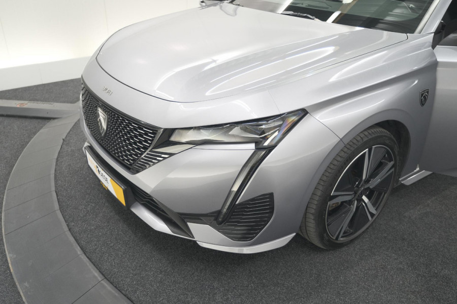 Peugeot 308 SW PureTech 130 EAT8 GT | Trekhaak | Stoelverwarming | Camera | Adaptieve Cruise Control