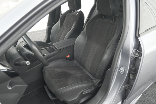Peugeot 308 SW PureTech 130 EAT8 GT | Trekhaak | Stoelverwarming | Camera | Adaptieve Cruise Control