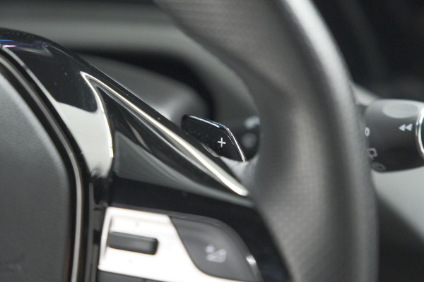 Peugeot 308 SW PureTech 130 EAT8 GT | Trekhaak | Stoelverwarming | Camera | Adaptieve Cruise Control