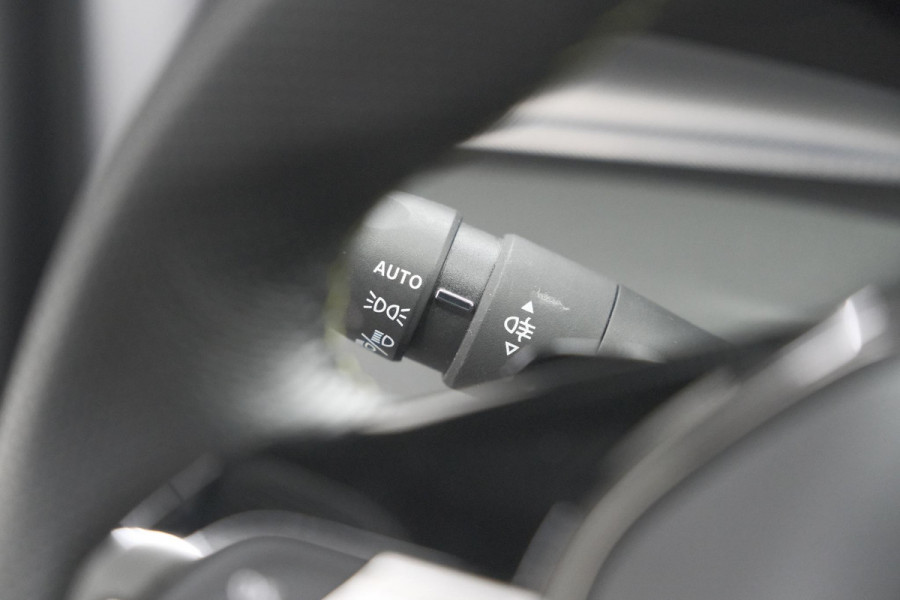 Peugeot 308 SW PureTech 130 EAT8 GT | Trekhaak | Stoelverwarming | Camera | Adaptieve Cruise Control