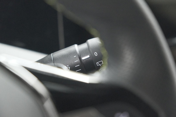 Peugeot 308 SW PureTech 130 EAT8 GT | Trekhaak | Stoelverwarming | Camera | Adaptieve Cruise Control