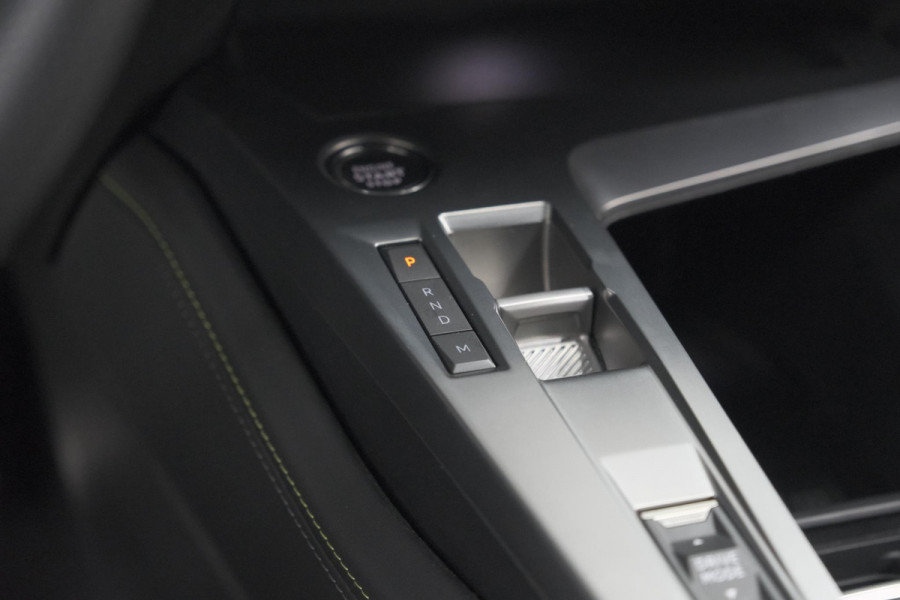 Peugeot 308 SW PureTech 130 EAT8 GT | Trekhaak | Stoelverwarming | Camera | Adaptieve Cruise Control