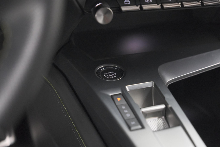 Peugeot 308 SW PureTech 130 EAT8 GT | Trekhaak | Stoelverwarming | Camera | Adaptieve Cruise Control