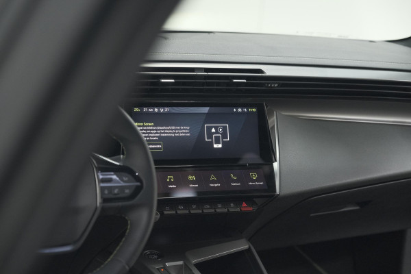 Peugeot 308 SW PureTech 130 EAT8 GT | Trekhaak | Stoelverwarming | Camera | Adaptieve Cruise Control