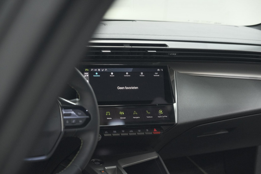 Peugeot 308 SW PureTech 130 EAT8 GT | Trekhaak | Stoelverwarming | Camera | Adaptieve Cruise Control