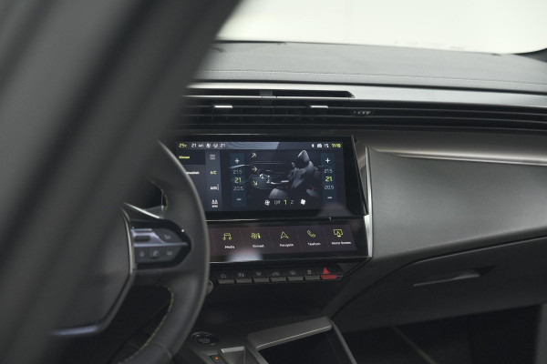 Peugeot 308 SW PureTech 130 EAT8 GT | Trekhaak | Stoelverwarming | Camera | Adaptieve Cruise Control