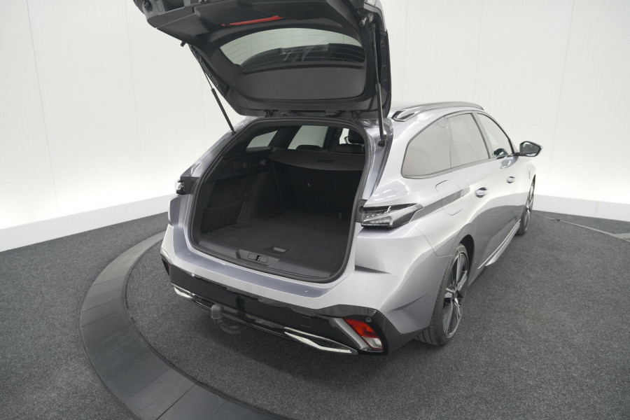 Peugeot 308 SW PureTech 130 EAT8 GT | Trekhaak | Stoelverwarming | Camera | Adaptieve Cruise Control