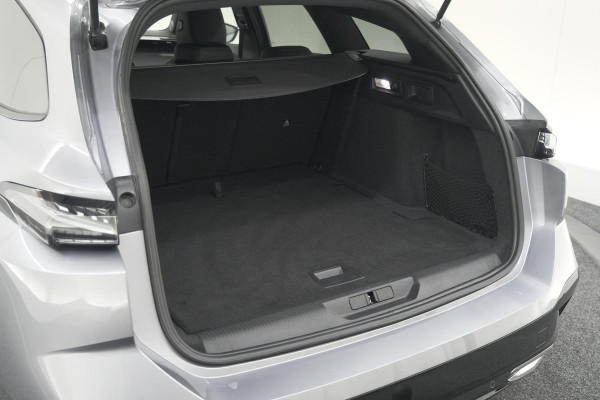 Peugeot 308 SW PureTech 130 EAT8 GT | Trekhaak | Stoelverwarming | Camera | Adaptieve Cruise Control