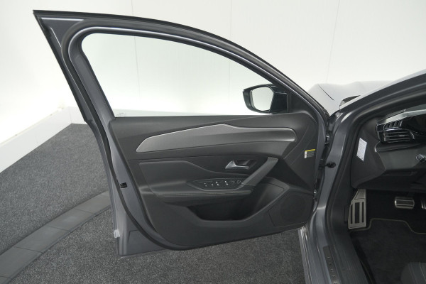 Peugeot 308 SW PureTech 130 EAT8 GT | Trekhaak | Stoelverwarming | Camera | Adaptieve Cruise Control