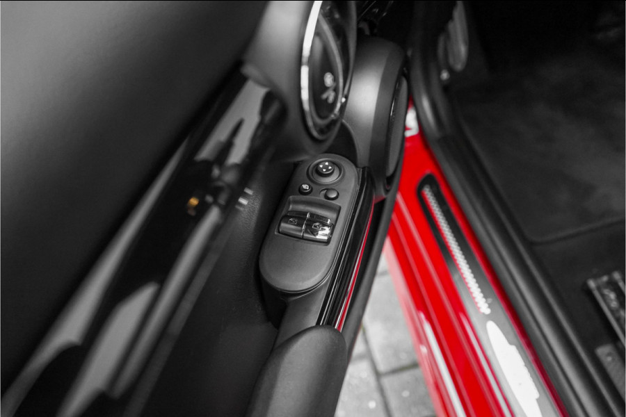 MINI Mini 2.0 Cooper S JCW Pack Pano CarPlay Camera 18"