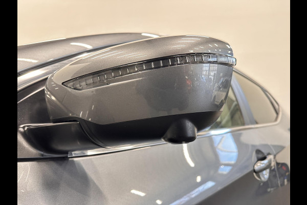 Nissan QASHQAI 1.3 DIG-T N-Connecta Panorama dak PDC VA+ 360 Camera Airco Climatronic Navi Carplay 18" LM Velgen NL Auto