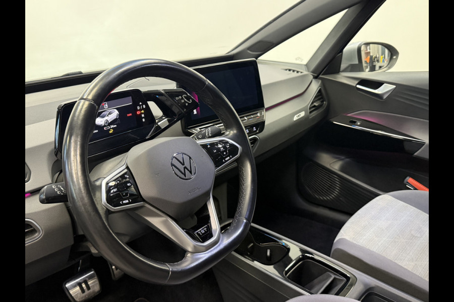 Volkswagen ID.3 First 58 kWh Adaptive-Cruise Full-led Navigatie Trekhaak 24 maanden garantie mogelijk (*vraag naar de voorwaarden)