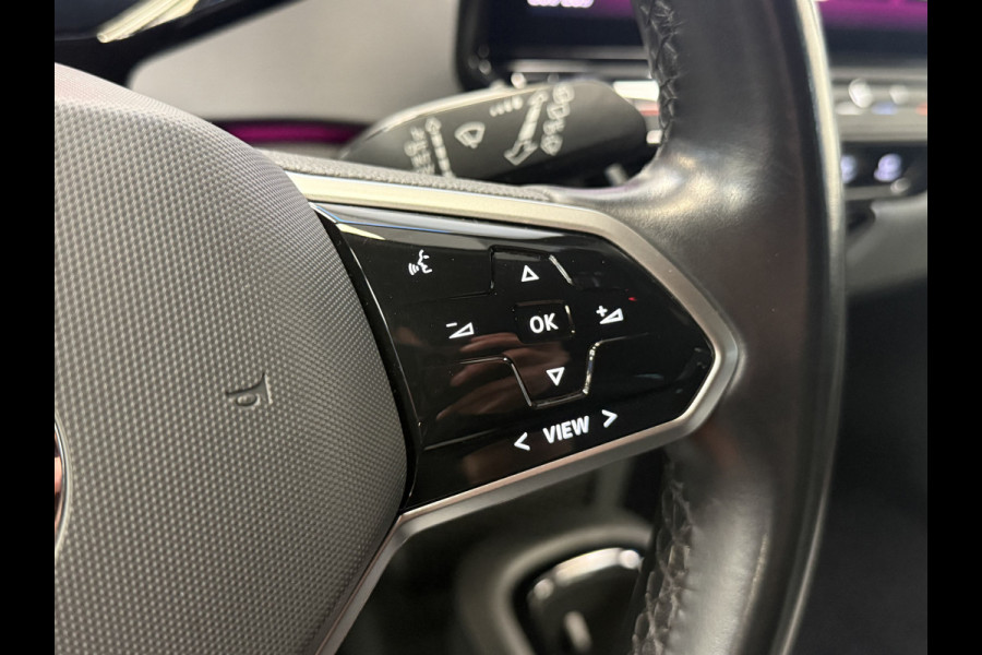 Volkswagen ID.3 First 58 kWh Adaptive-Cruise Full-led Navigatie Trekhaak 24 maanden garantie mogelijk (*vraag naar de voorwaarden)