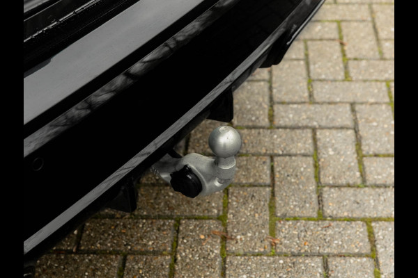 BMW X1 xDrive25e M-Sport - Pano - Trekhaak - Driving Ass Prof - Head-up