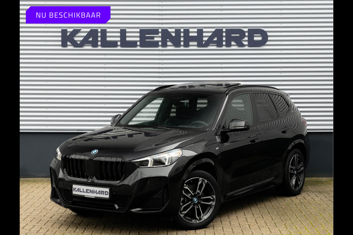 BMW X1 xDrive25e M-Sport - Pano - Trekhaak - Driving Ass Prof - Head-up