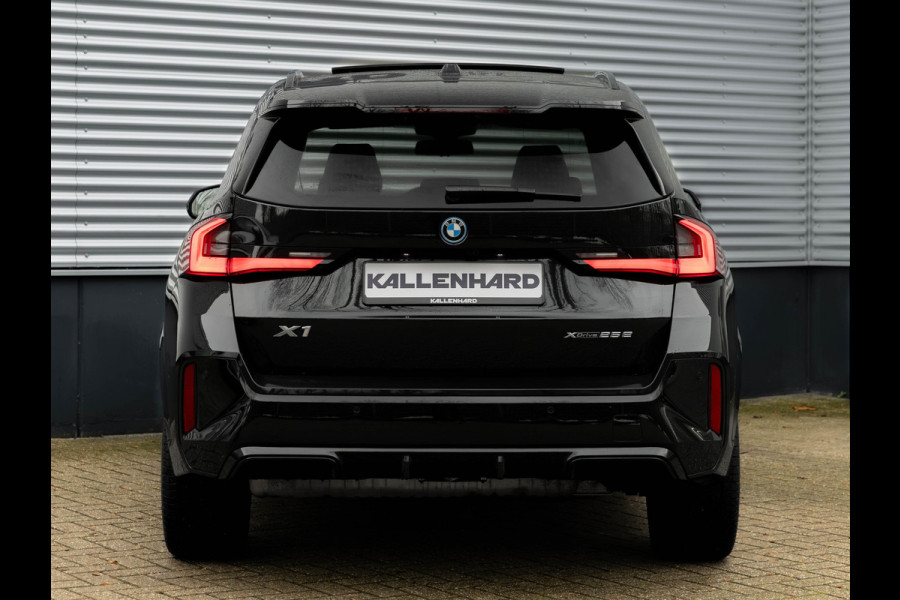 BMW X1 xDrive25e M-Sport - Pano - Trekhaak - Driving Ass Prof - Head-up