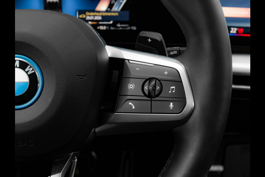 BMW X1 xDrive25e M-Sport - Pano - Trekhaak - Driving Ass Prof - Head-up