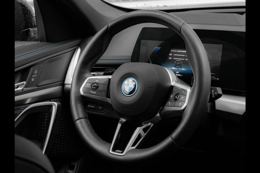 BMW X1 xDrive25e M-Sport - Pano - Trekhaak - Driving Ass Prof - Head-up