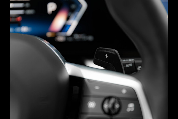 BMW X1 xDrive25e M-Sport - Pano - Trekhaak - Driving Ass Prof - Head-up