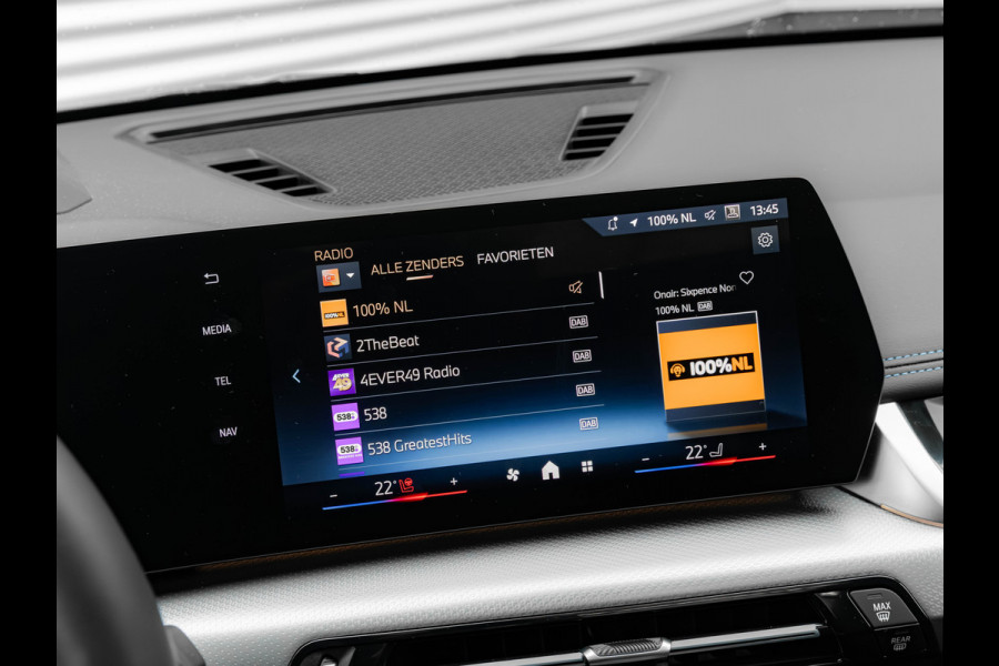 BMW X1 xDrive25e M-Sport - Pano - Trekhaak - Driving Ass Prof - Head-up