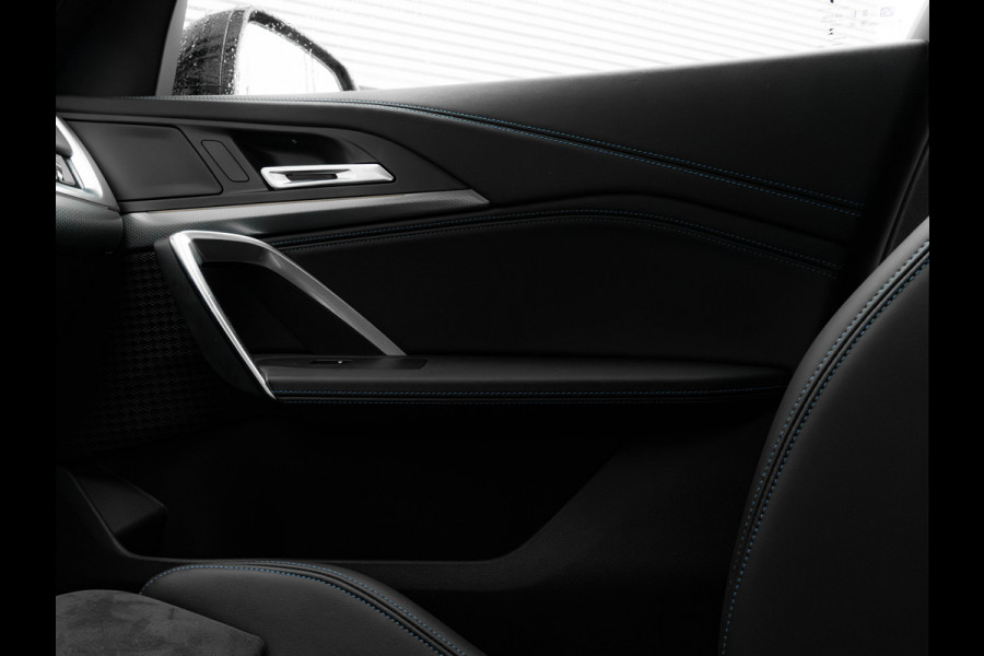 BMW X1 xDrive25e M-Sport - Pano - Trekhaak - Driving Ass Prof - Head-up