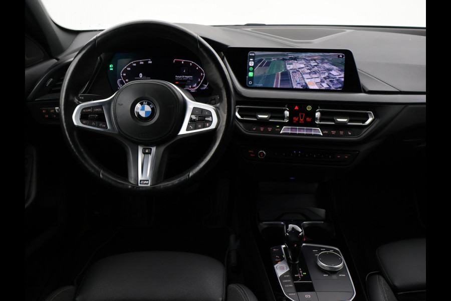 BMW 1-serie 116i AUT. STOEL/STUURWIELVERW. | SFEERVERLICHTING | VIRTUAL COCKPIT | CAMERA | SPORTSTOELEN