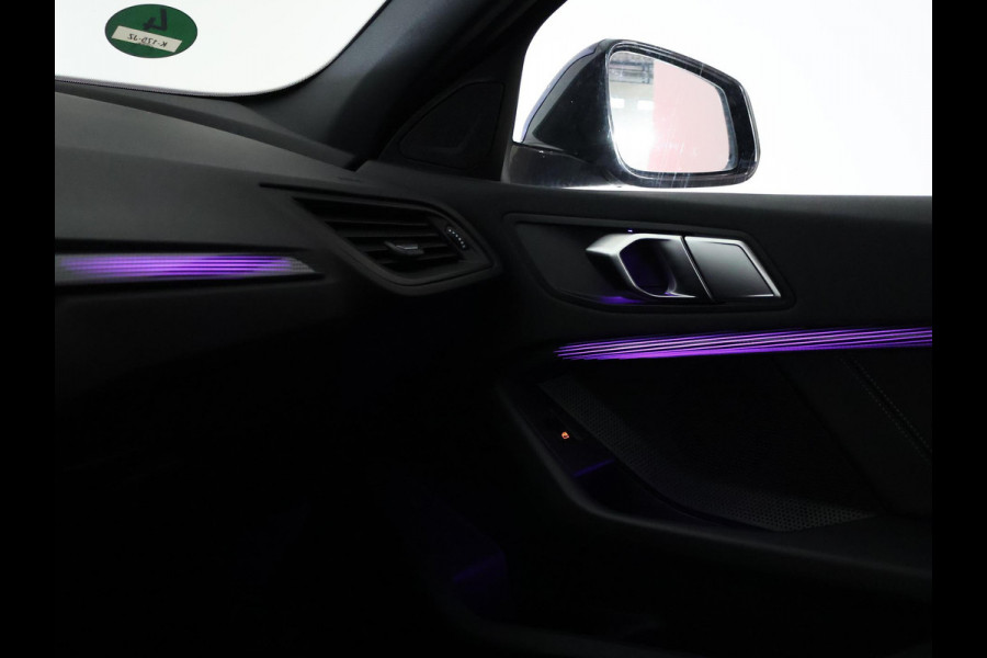 BMW 1-serie 116i AUT. STOEL/STUURWIELVERW. | SFEERVERLICHTING | VIRTUAL COCKPIT | CAMERA | SPORTSTOELEN