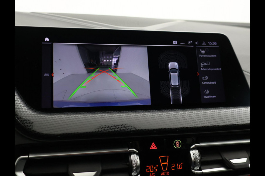 BMW 1-serie 116i AUT. STOEL/STUURWIELVERW. | SFEERVERLICHTING | VIRTUAL COCKPIT | CAMERA | SPORTSTOELEN