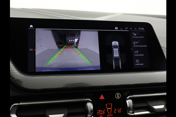 BMW 1-serie 116i AUT. STOEL/STUURWIELVERW. | SFEERVERLICHTING | VIRTUAL COCKPIT | CAMERA | SPORTSTOELEN