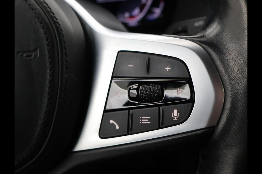 BMW 1-serie 116i AUT. STOEL/STUURWIELVERW. | SFEERVERLICHTING | VIRTUAL COCKPIT | CAMERA | SPORTSTOELEN