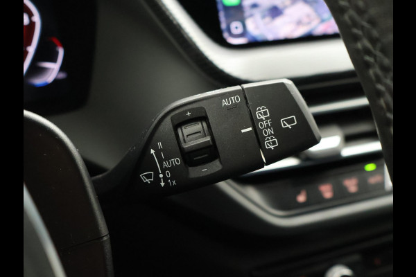 BMW 1-serie 116i AUT. STOEL/STUURWIELVERW. | SFEERVERLICHTING | VIRTUAL COCKPIT | CAMERA | SPORTSTOELEN