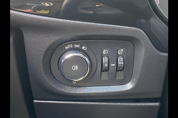 Opel Corsa 1.2 Elegance - 7.222 KM - Navigatie / Apple CarPlay I Airco I Sport velgen I PDC I Veiligheid pakket I Dealer onderhoud