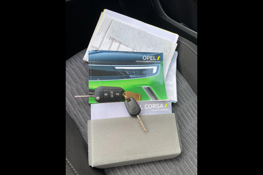 Opel Corsa 1.2 Elegance - 7.222 KM - Navigatie / Apple CarPlay I Airco I Sport velgen I PDC I Veiligheid pakket I Dealer onderhoud
