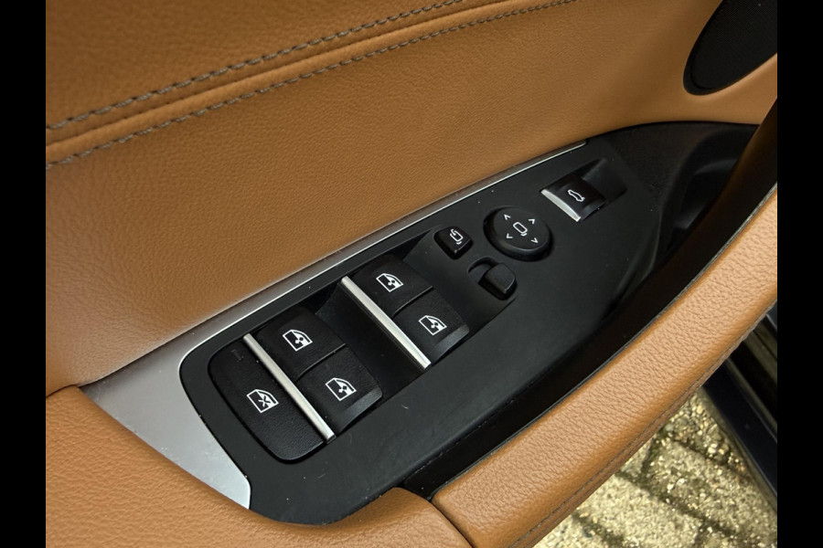 BMW X3 xDrive30e M SPORT | LEDER | PANORAMA | SAFETY PAKKET | HEAD UP | TREKHAAK |
