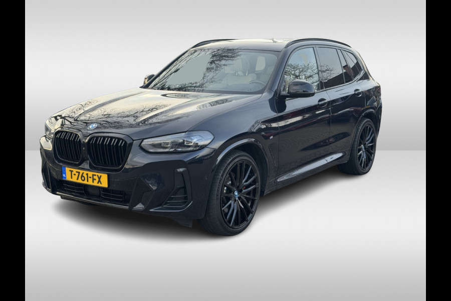 BMW iX3 High Executive 80 kWh / Trekhaak / Panoramadak / 360Camera / Head-up / Laser LED / Harman Kardon / ACC / Keyless / Dodehoek / DAB