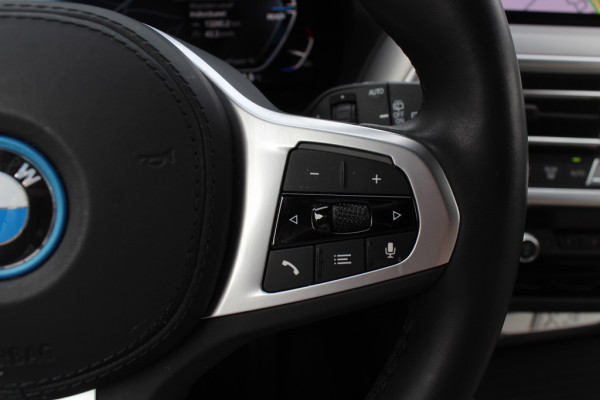 BMW iX3 High Executive 80 kWh / Trekhaak / Panoramadak / 360Camera / Head-up / Laser LED / Harman Kardon / ACC / Keyless / Dodehoek / DAB