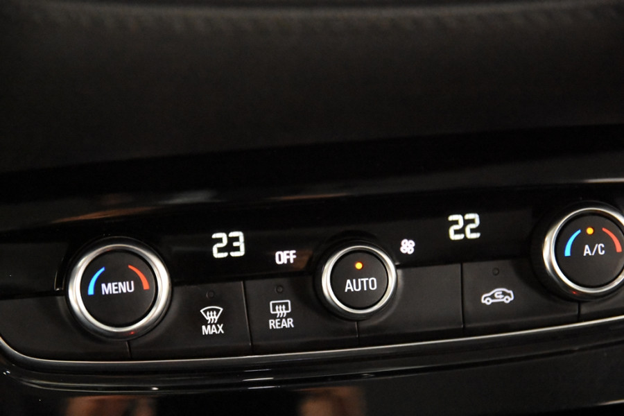 Opel Grandland X Innovation *1ste eigenaar*Leer*Navigatie*Camera*