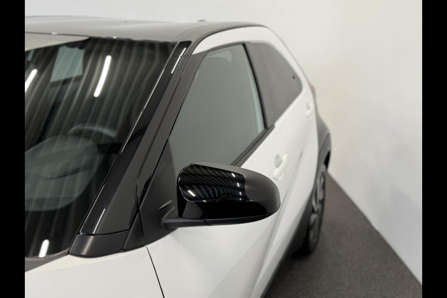 Toyota Aygo X 1.0 VVT-i Automaat Pulse | Navigatie | Apple Carplay/Android Auto | Camera | 17" Lichtmetalen Velgen | Climate Control | Adaptive Cruise Control | Two Tone