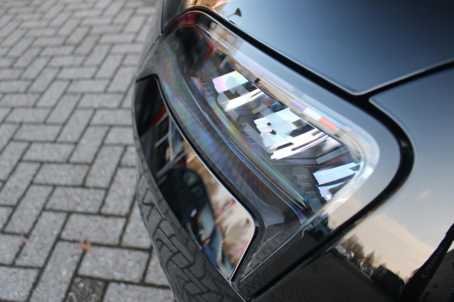 Renault 5 150PK COMFORT RANGE ICONIC CINQ 52 kWh | NAVIGATIE SYSTEEM MET GOOGLE INTERGRATIE | HARMAN KARDON PREMIUM AUDIO | FULL LED KOPLAMPEN MET MICRO-OPTICS EN FRANSE VLAG | 10"R-LINK MULTIMEDIA | 18"GRONO LICHTMETALEN VELGEN | WARM TITANIUM DAKLIJSTEN | ELEKTRISCH VERWARMDE VOOR STOELEN / STUUR | BESTUURDERSSTOEL MET ELEKTRISCH VERSTELBARE LENDESTEUN | AUTOMATISCH INPARKEREN | FLANK GUARD PROTECTION | ADAPTIEVE CRUISE CONTROL MET STOP & GO | ACHTERUITRIJCAMERA | PRIVATIE GLASS | SFEERVERLICHTING IN DIVERSE KLEUREN |