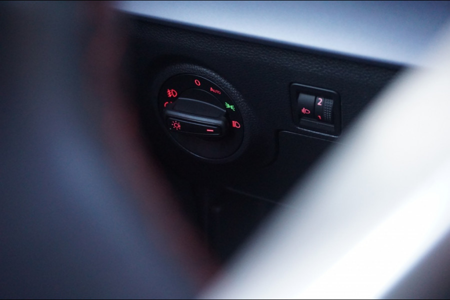 Seat Arona 110PK TSI FR AUTOMAAT | SPORTIEF | 17" LM VELGEN