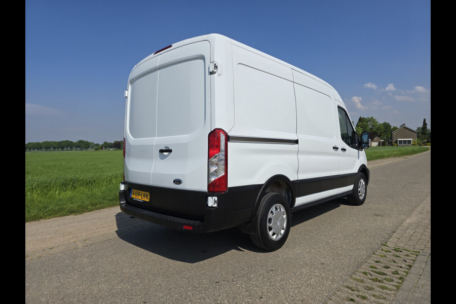 Ford Transit 350 2.0 TDCI L2 H2 - 130 Pk - Euro 6 - Airco - Cruise Control
