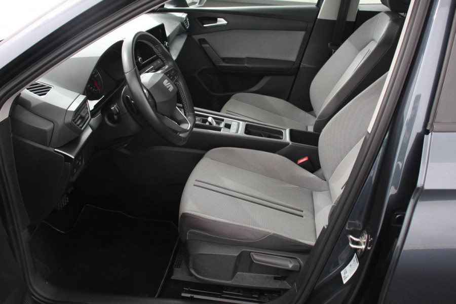 Seat Leon Sportstourer 1.5 eTSI 150pk DSG Style | Navigatie | Apple | Carplay/Android Auto | Parkeersensor achter | Adaptive Cruise Control | Stoelverwarming