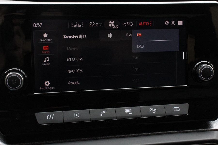 Seat Leon Sportstourer 1.5 eTSI 150pk DSG Style | Navigatie | Apple | Carplay/Android Auto | Parkeersensor achter | Adaptive Cruise Control | Stoelverwarming