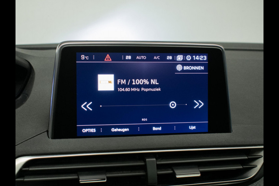 Peugeot 5008 1.2 PureTech GT-Line Sport (APPLE CARPLAY,NAVI,CAMERA,CLIMATE,CRUISE,LED,GETINT,SPORTSTOELEN,LM VELGEN,NETTE STAAT