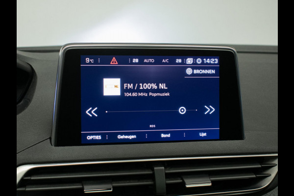 Peugeot 5008 1.2 PureTech GT-Line Sport (APPLE CARPLAY,NAVI,CAMERA,CLIMATE,CRUISE,LED,GETINT,SPORTSTOELEN,LM VELGEN,NETTE STAAT