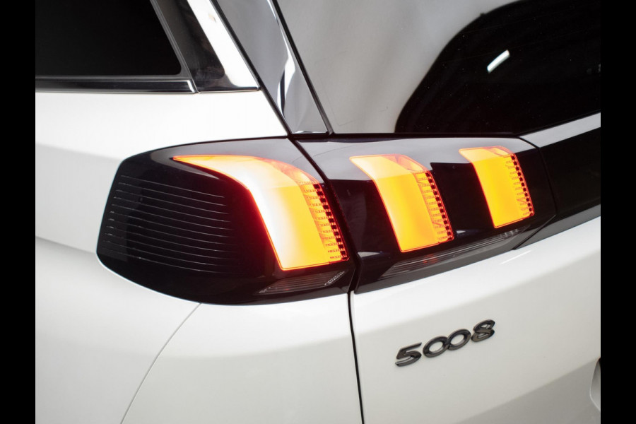 Peugeot 5008 1.2 PureTech GT-Line Sport (APPLE CARPLAY,NAVI,CAMERA,CLIMATE,CRUISE,LED,GETINT,SPORTSTOELEN,LM VELGEN,NETTE STAAT