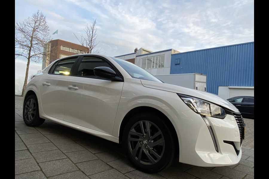 Peugeot 208 1.2 PureTech Active Pack 27.000 KM - Apple CarPlay / Navigatie I Airco I LED I Sport velgen I Dealer onderhouden