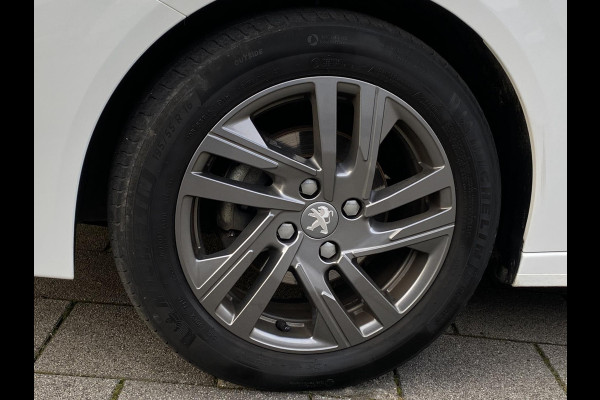 Peugeot 208 1.2 PureTech Active Pack 27.000 KM - Apple CarPlay / Navigatie I Airco I LED I Sport velgen I Dealer onderhouden