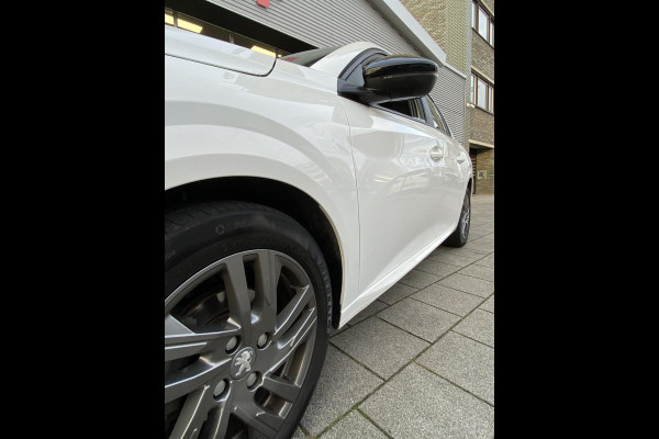 Peugeot 208 1.2 PureTech Active Pack 27.000 KM - Apple CarPlay / Navigatie I Airco I LED I Sport velgen I Dealer onderhouden